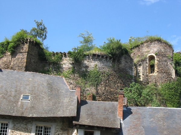 Château de Ségur le Château