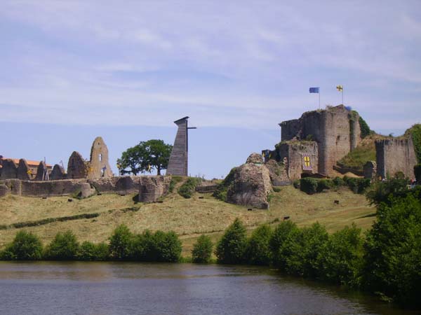 Château de Tiffauges